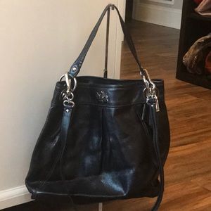 Coach shoulder/crossbody bag EUC